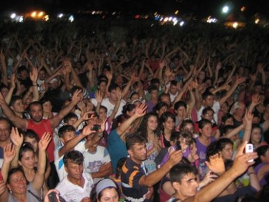 evvel temmuz festivali basliyor