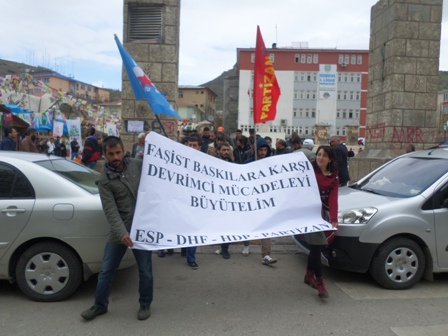 dersimde polis baskisi protesto edild