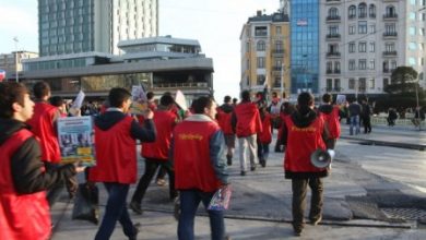 Yürüyüş Dergisi muhabiri Gazi Mahallesinde sırtından vuruldu