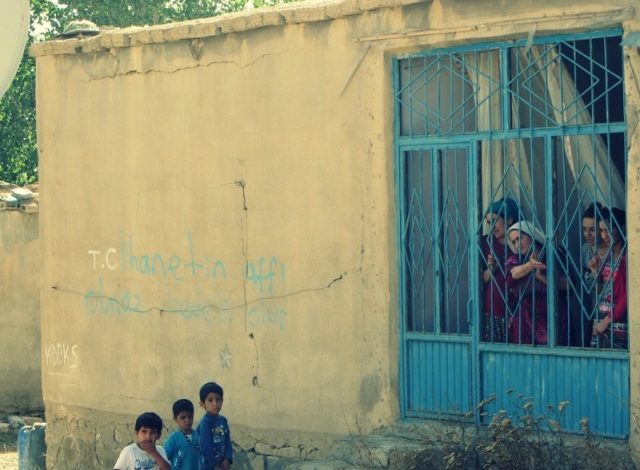 sessiz kalmak bir tercih ses cikarmak sorumluluktur