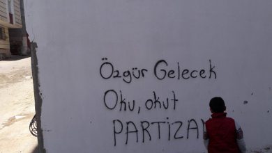 aydin okurlari ozgur gelecek yalniz degil