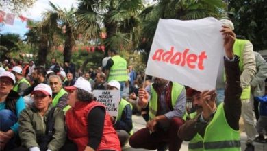 Avcılar Belediye işçileri Çocuklar açız diyor Başkan maaş yok diyor